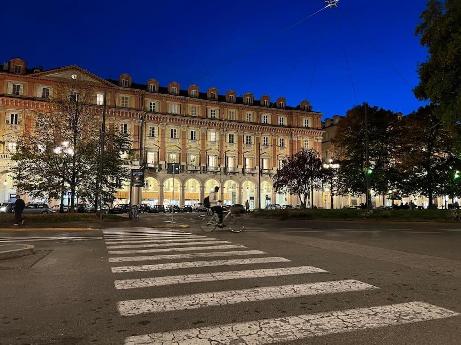 Maison Vivien, Appartamento Nel Cuore Di Torino. Bagian luar foto